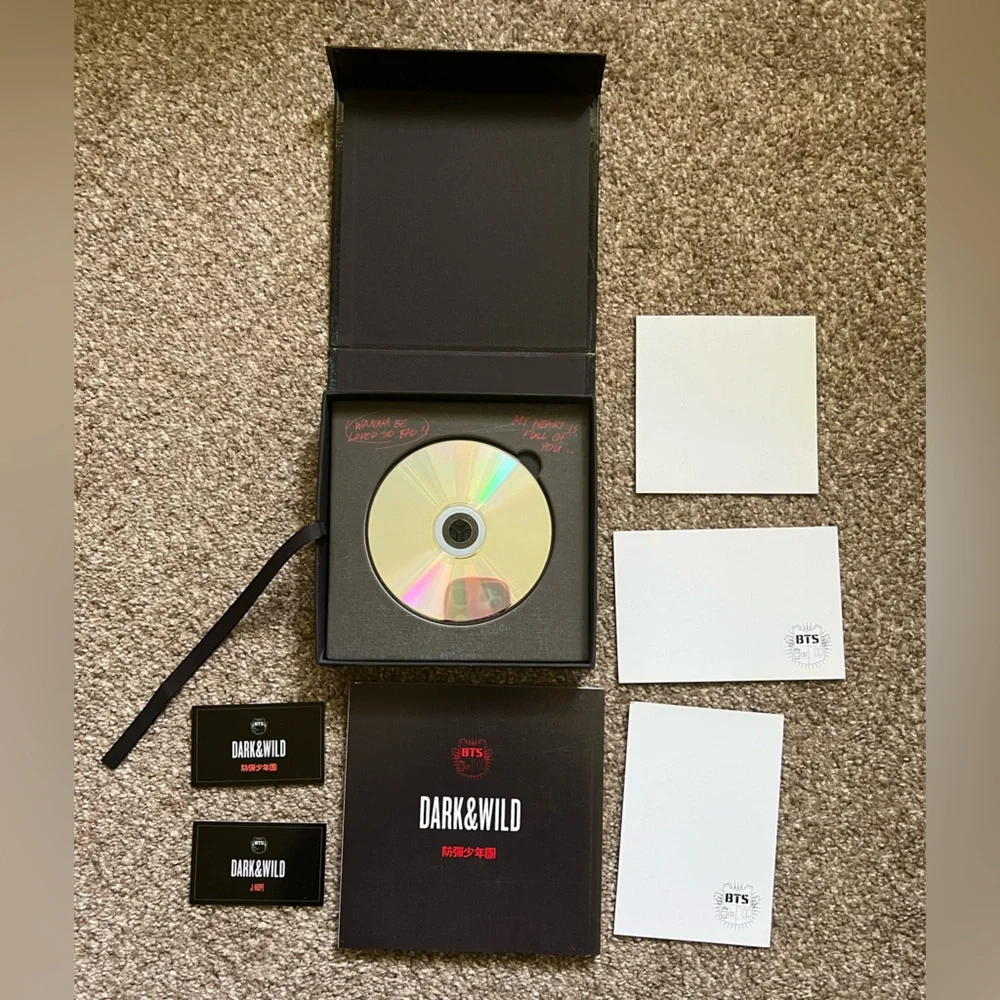 BTS Dark & Wild Album First Press Limited Inclusions Full Set J-Hope Photocard - Picture 2 of 16